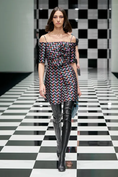Look 61